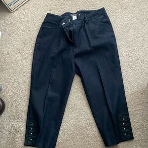 Women navy blue capris sz 10 Roz & Ali